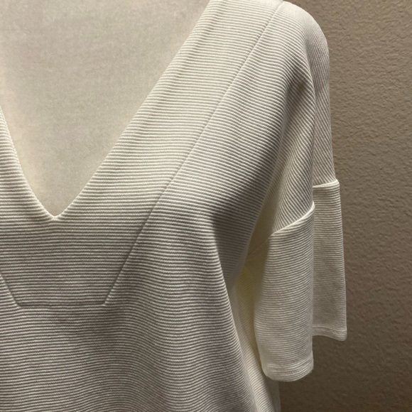 Vintage Y2K Anthropology Dolan Women’s Oversized Boxy Top Deep V-Neck Sz M USA - Picture 9 of 13